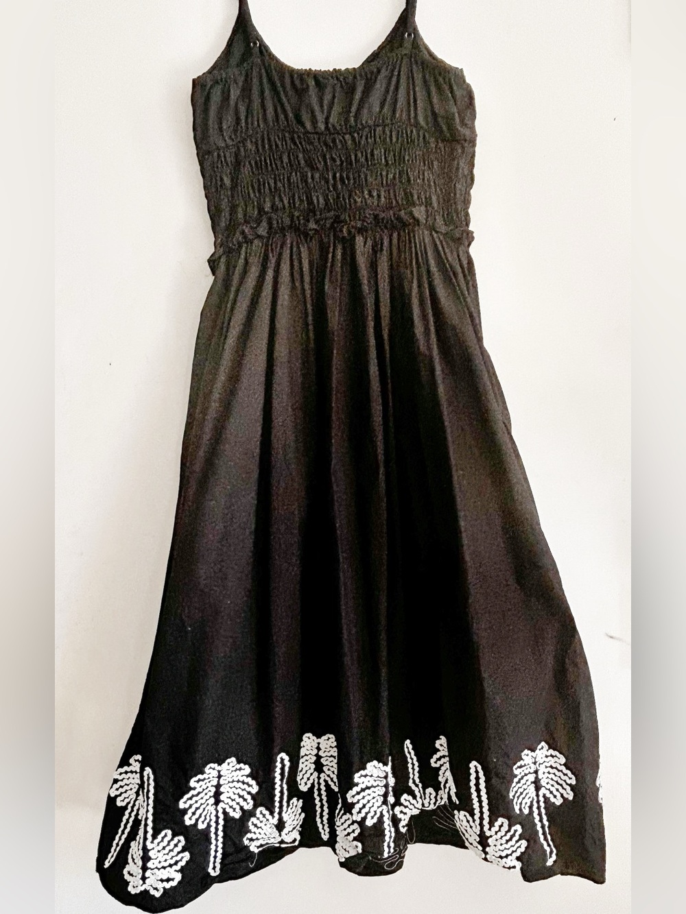 Rails Baja Dress in black with ivory palm tree embroidery. - Picture 6 of 7